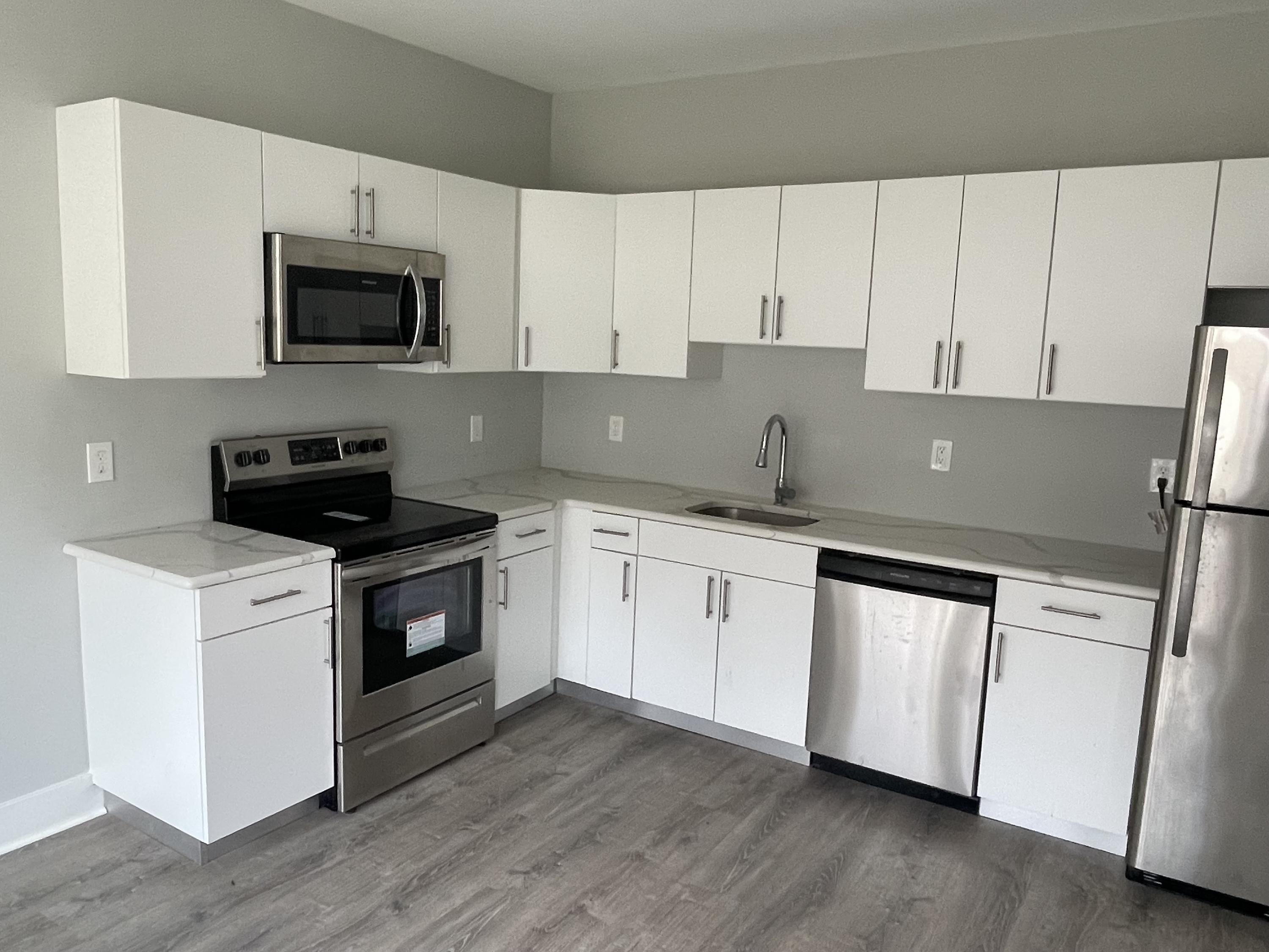 5524 Pulaski Avenue - 9