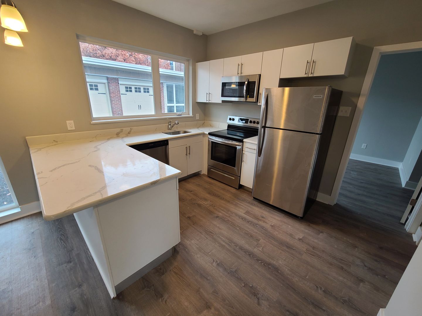 5524 Pulaski Avenue - 7